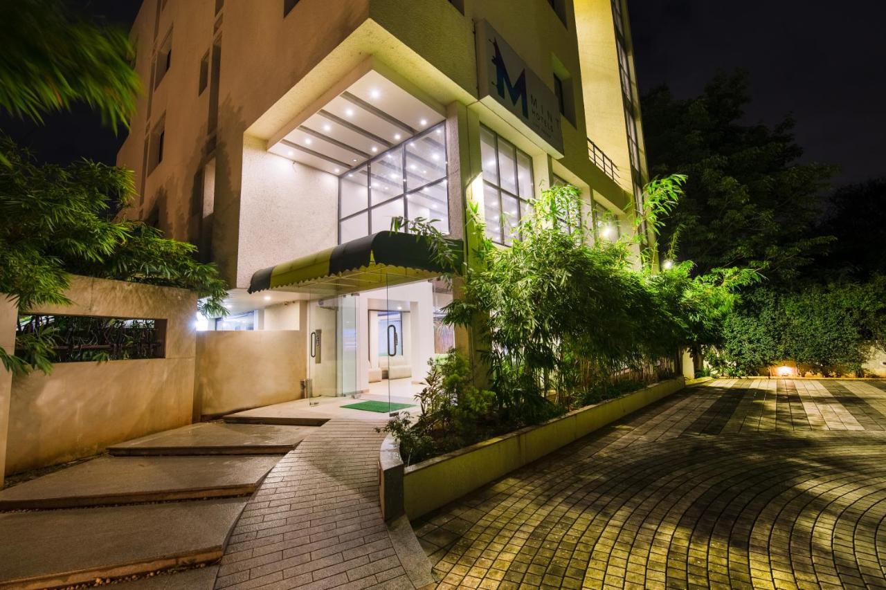 Hotel Mint Montvert, Baner Pune Bagian luar foto